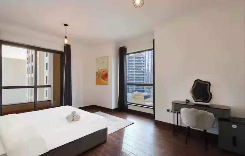 Luxury 3-Bedroom Apartment Near JBR Open Beach – Perfect for Your Holiday Stay! 🌊☀️